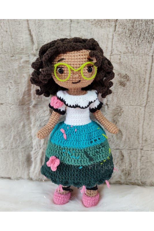 Amigurumi mirabel madrigal
